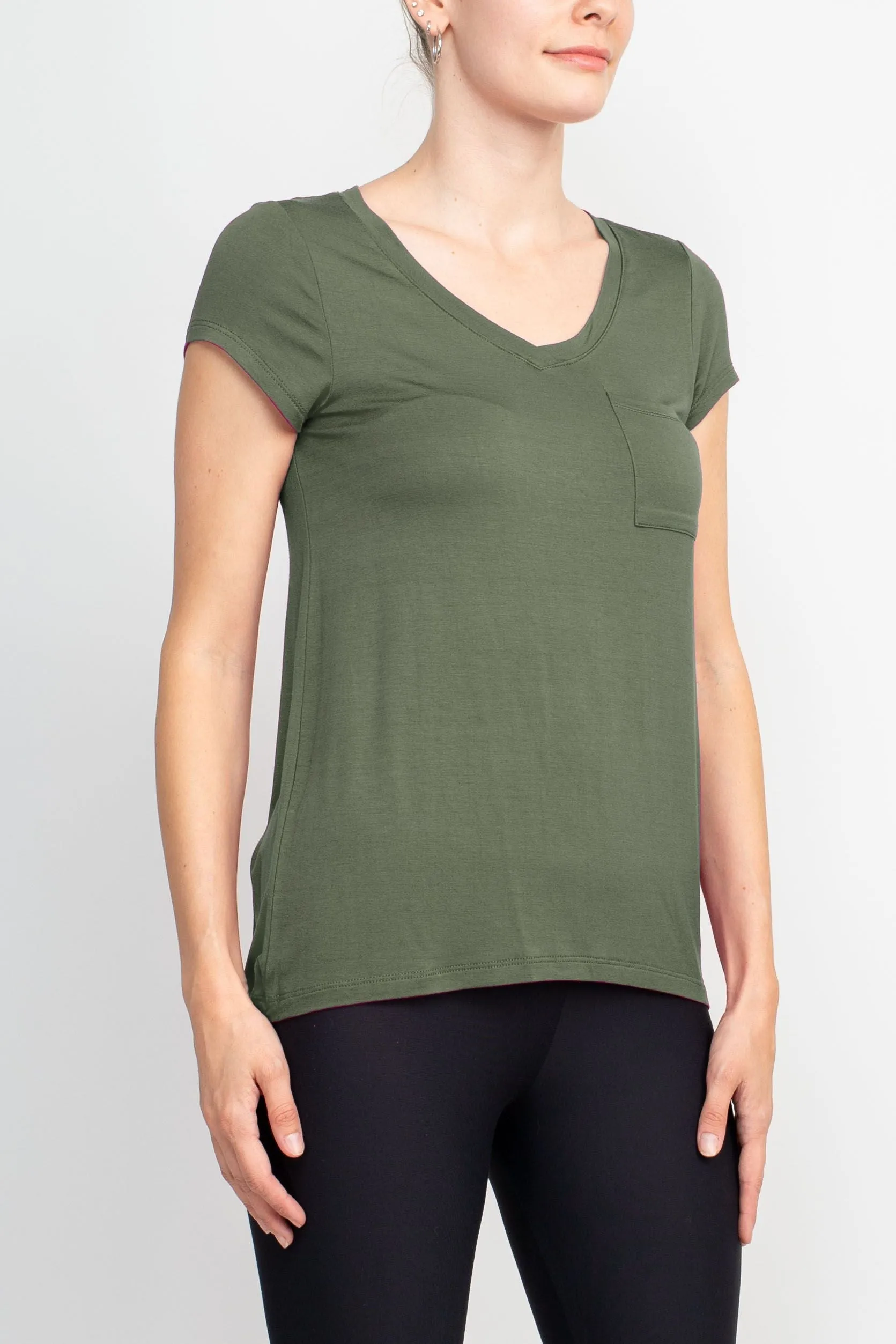 Cable & Guage Scoop Neck Short Sleeve Pocket Solid ITY T-Shirt by Curated Brands