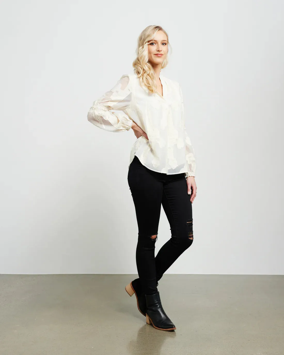Evelyn Blouse - Ivory Monet