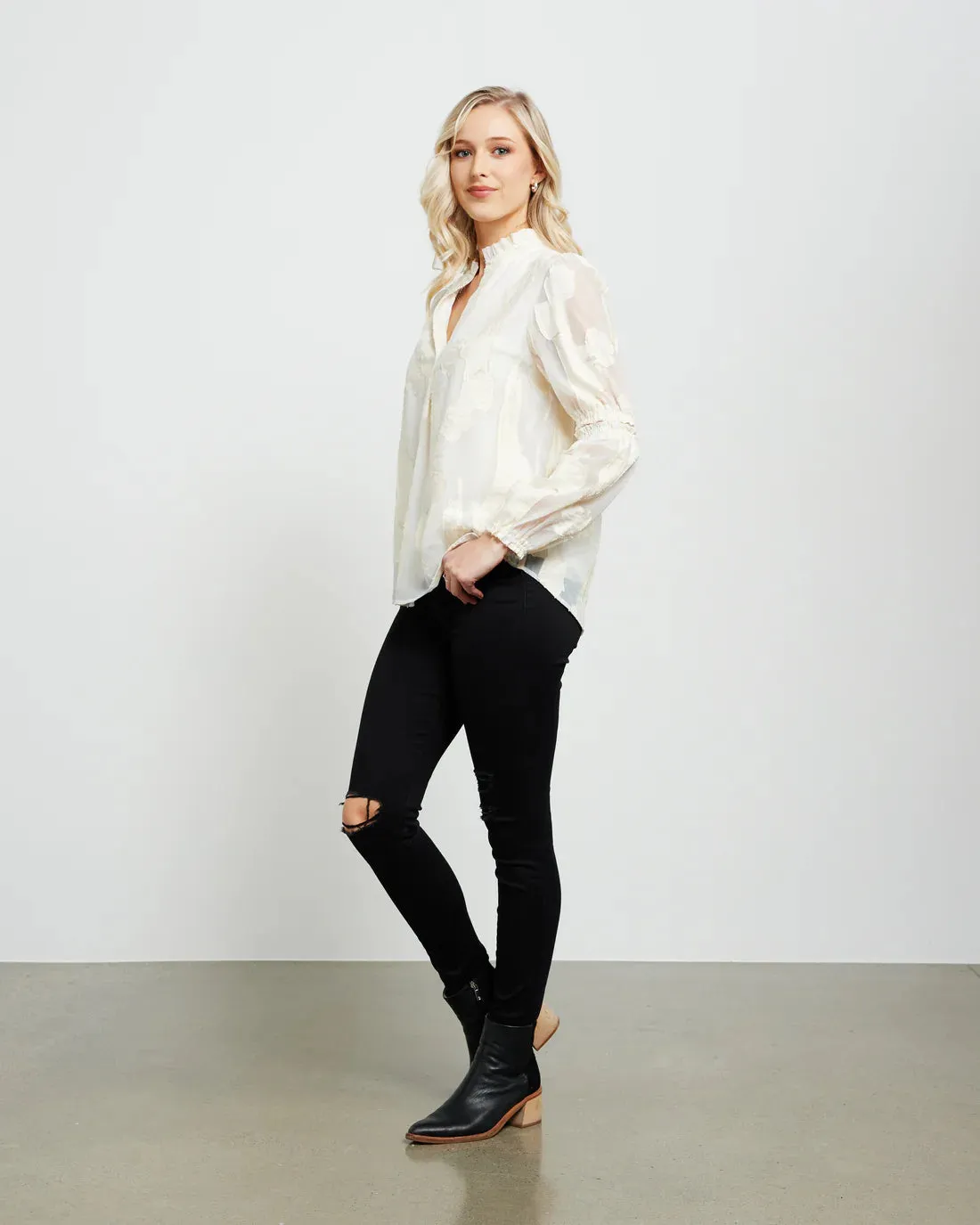 Evelyn Blouse - Ivory Monet