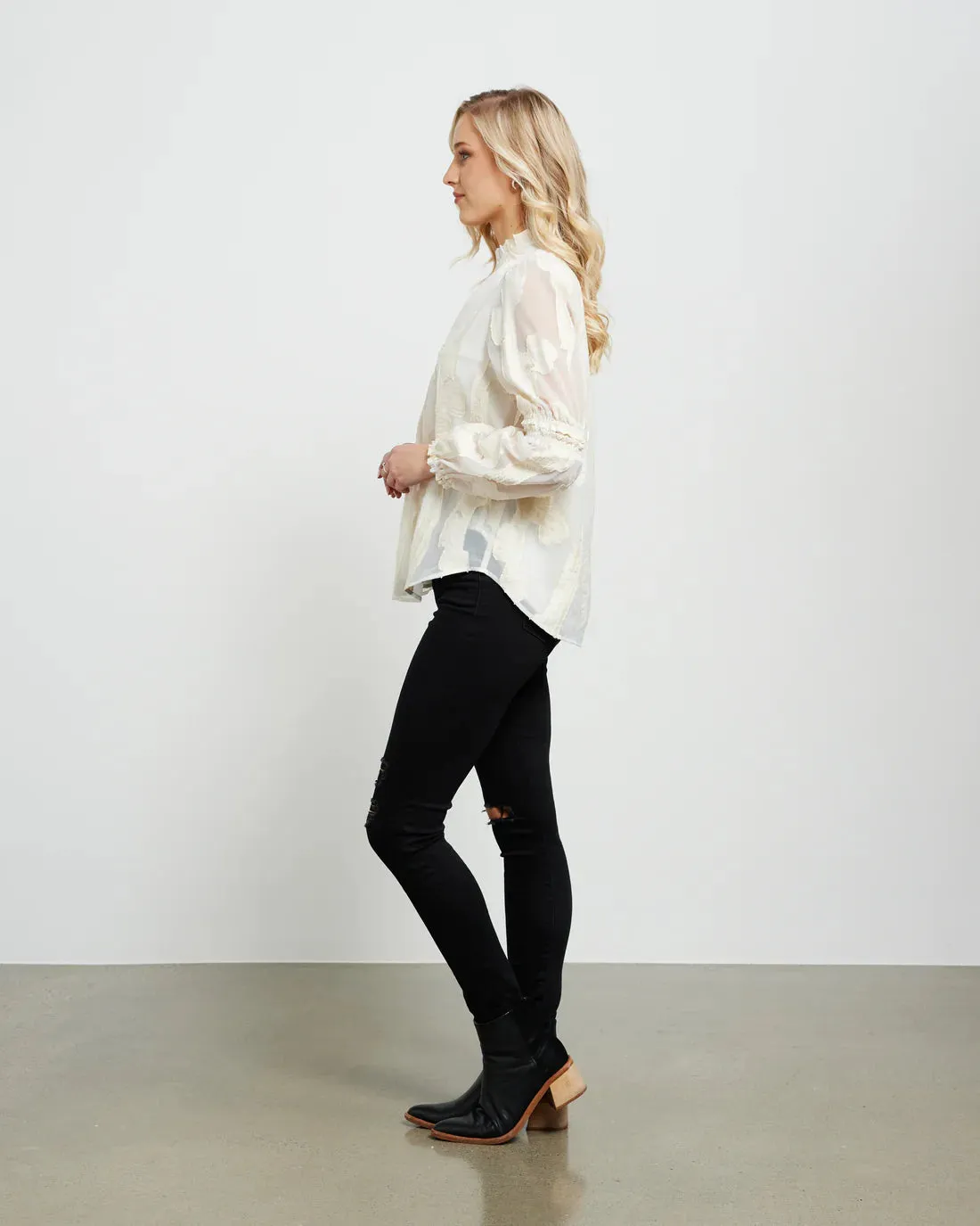 Evelyn Blouse - Ivory Monet