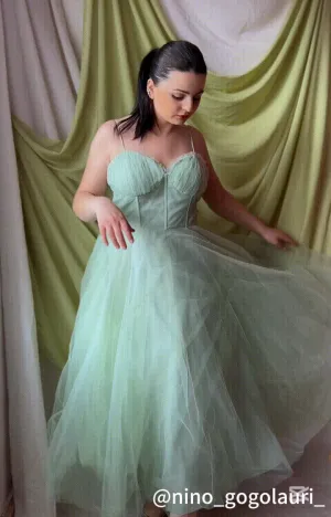 Fresh Elegant Sweetheart Neck Adjustable Straps A-Line Mesh Pleated Dresses