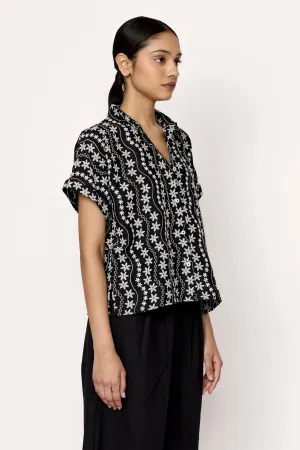 Relaxed Short Sleeve Shirt - Embroidered Floral